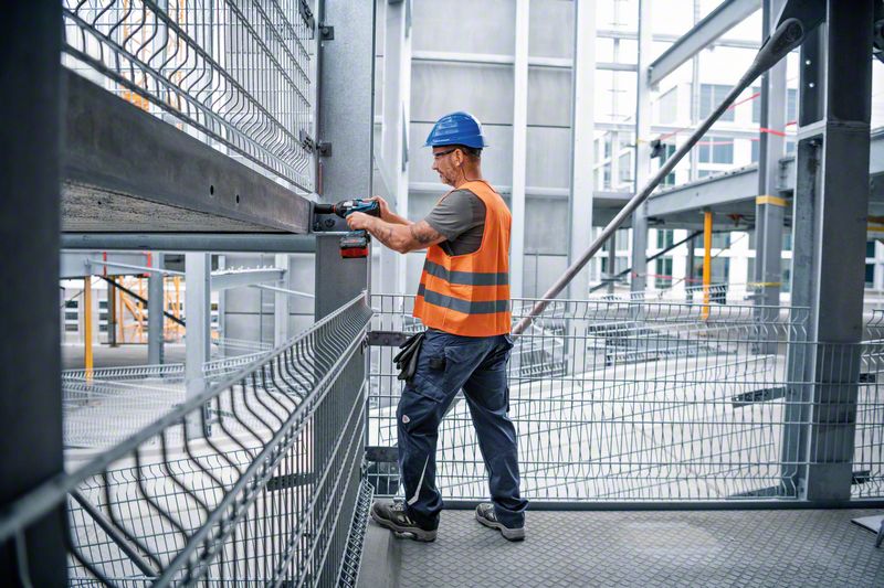 Robert Bosch Power Tools GmbH Cordless Impact Wrench GDS 18V-1050 H - Image 18