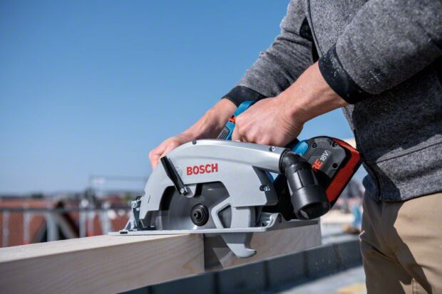 Robert Bosch Power Tools GmbH Cordless Circular Saw GKS 18V-70 L - Image 16