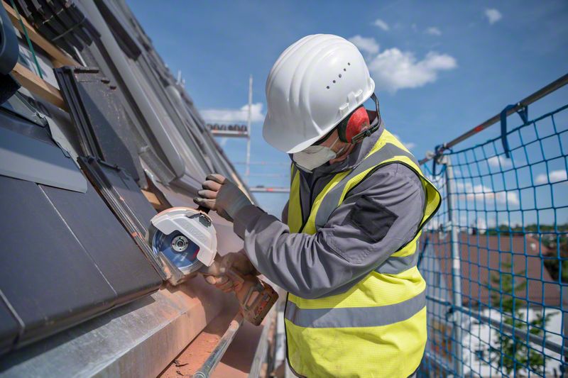 Robert Bosch Power Tools GmbH Cordless Angle Grinder GWS 18V-180 PC - Image 17